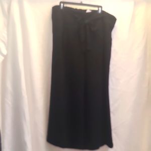 Never worn Ann Taylor tie waist pant in black size XL